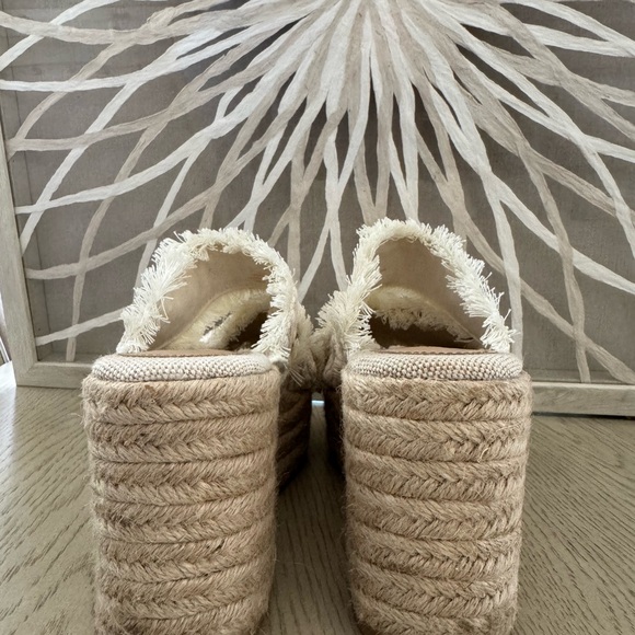 Wedge-Heeled Espadrilles. H&M. Size 38. US Size 7.5z - Picture 3 of 4